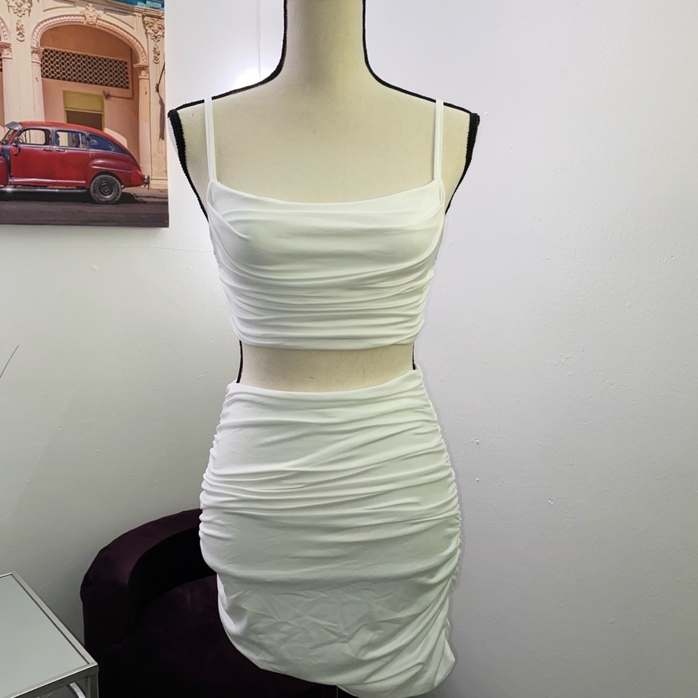 Chic White Ruched Skirt Set